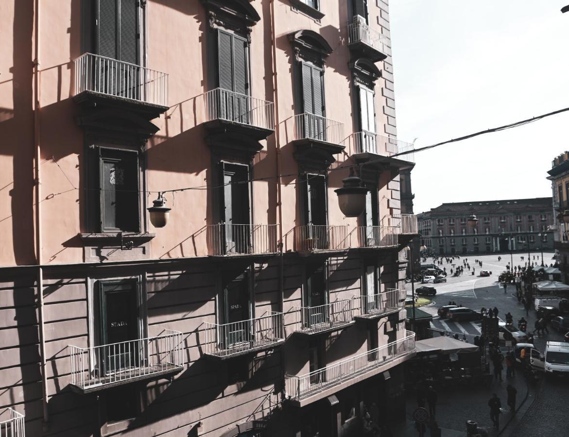 Pagina Storica Di Napoli Apartman Kültér fotó