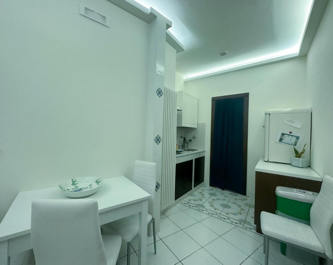 Pagina Storica Di Napoli Apartman Kültér fotó