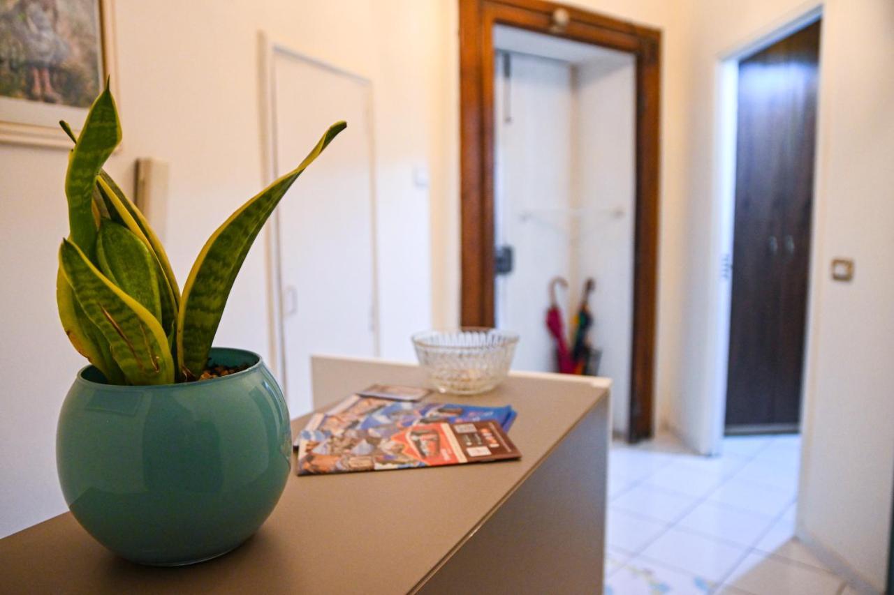 Pagina Storica Di Napoli Apartman Kültér fotó