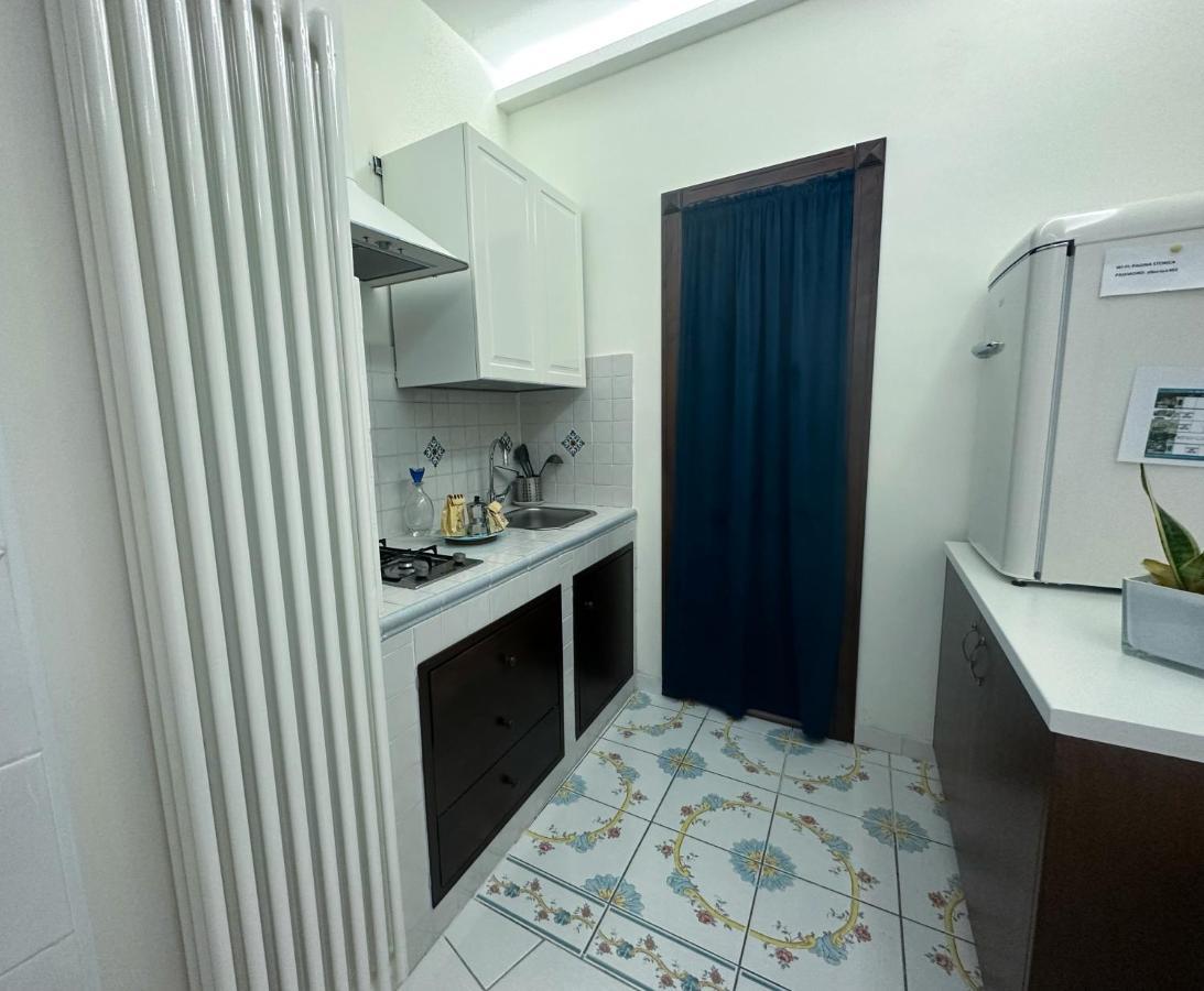 Pagina Storica Di Napoli Apartman Kültér fotó