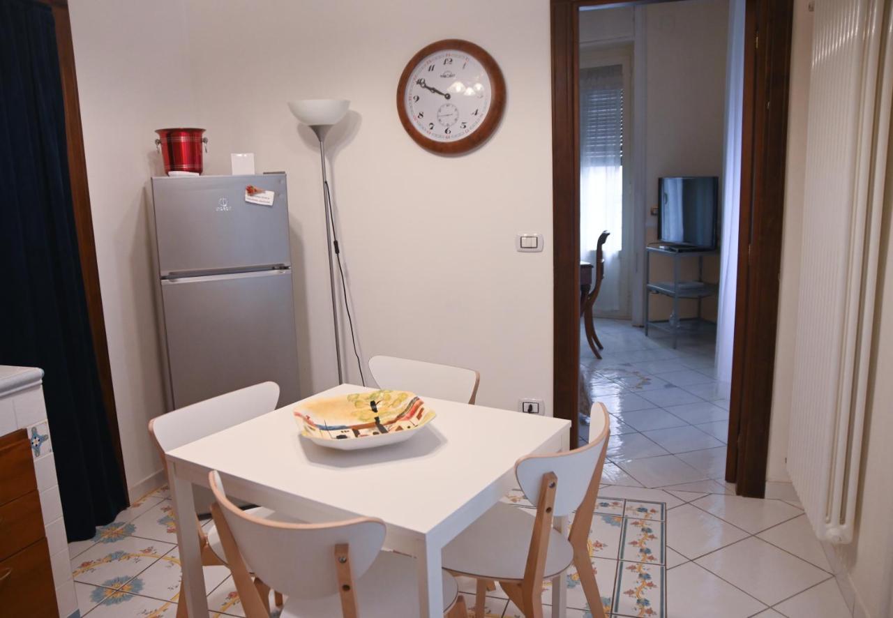 Pagina Storica Di Napoli Apartman Kültér fotó