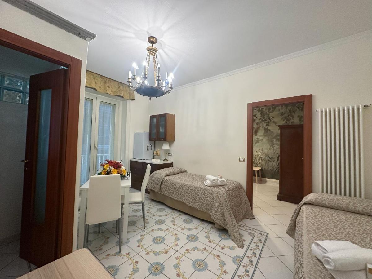 Pagina Storica Di Napoli Apartman Kültér fotó